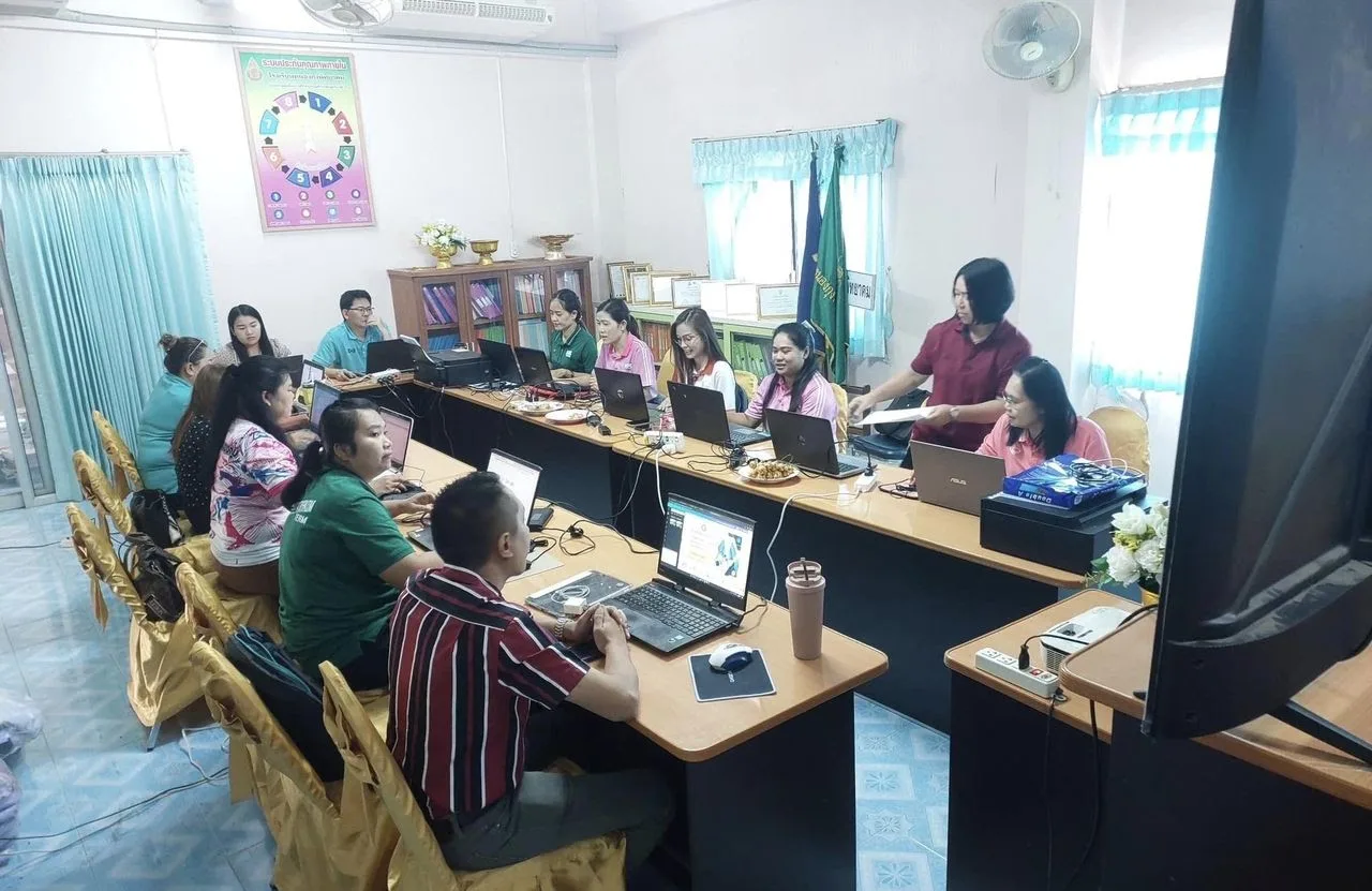 ภาพประกอบผลงาน ถอดบทเรียน PLC สู่การปรับแผนการสอนจริงในชั้นเรียน
