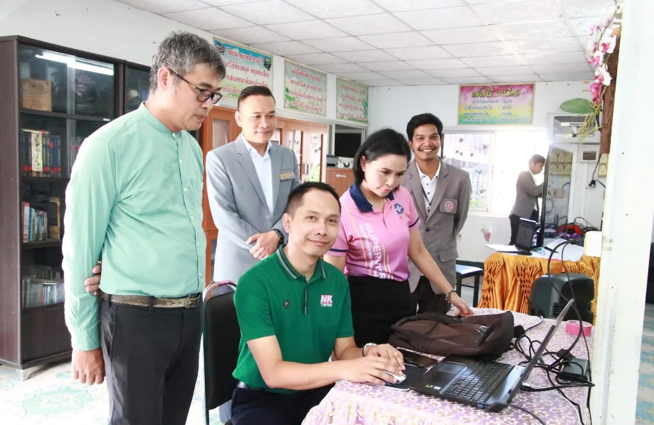 ภาพประกอบผลงาน หัวหน้างานโสตทัศนศึกษา จัดระบบห้องสื่อและอุปกรณ์